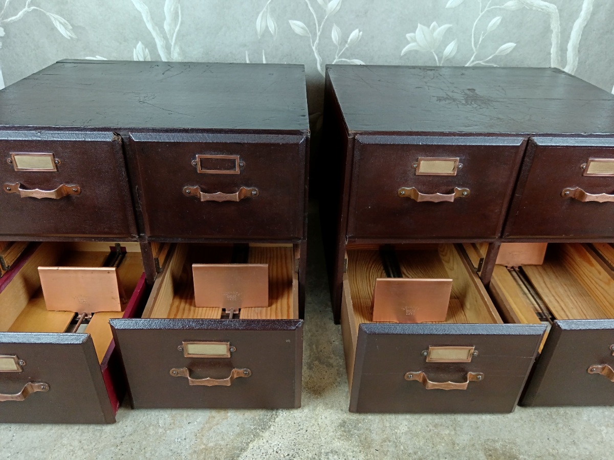 Pair stackabe Filing cabinets (14).jpg